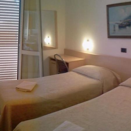 Hotel Nautilus Bellaria – Igea Marina Szoba fotó